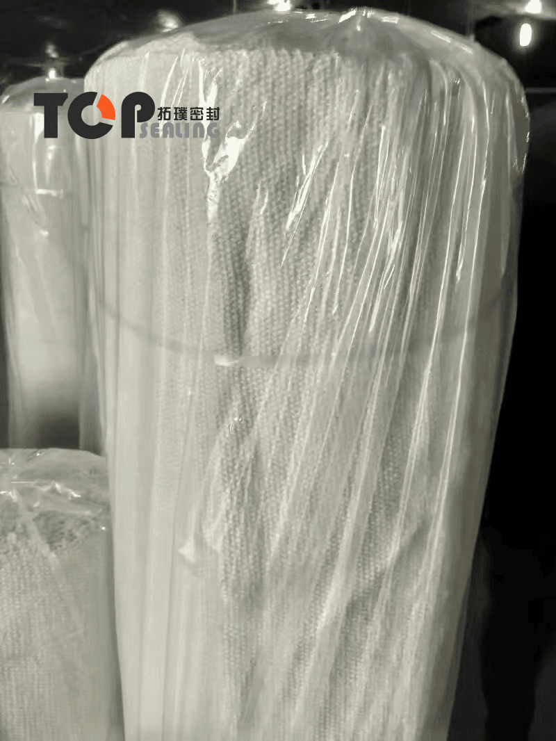 The Italy Customer Ordered 8000KGS Ceramic Fiber Cloth From TOP-SEALING.