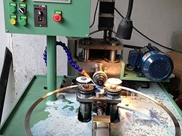 Wound Pad Spot Welding Machine