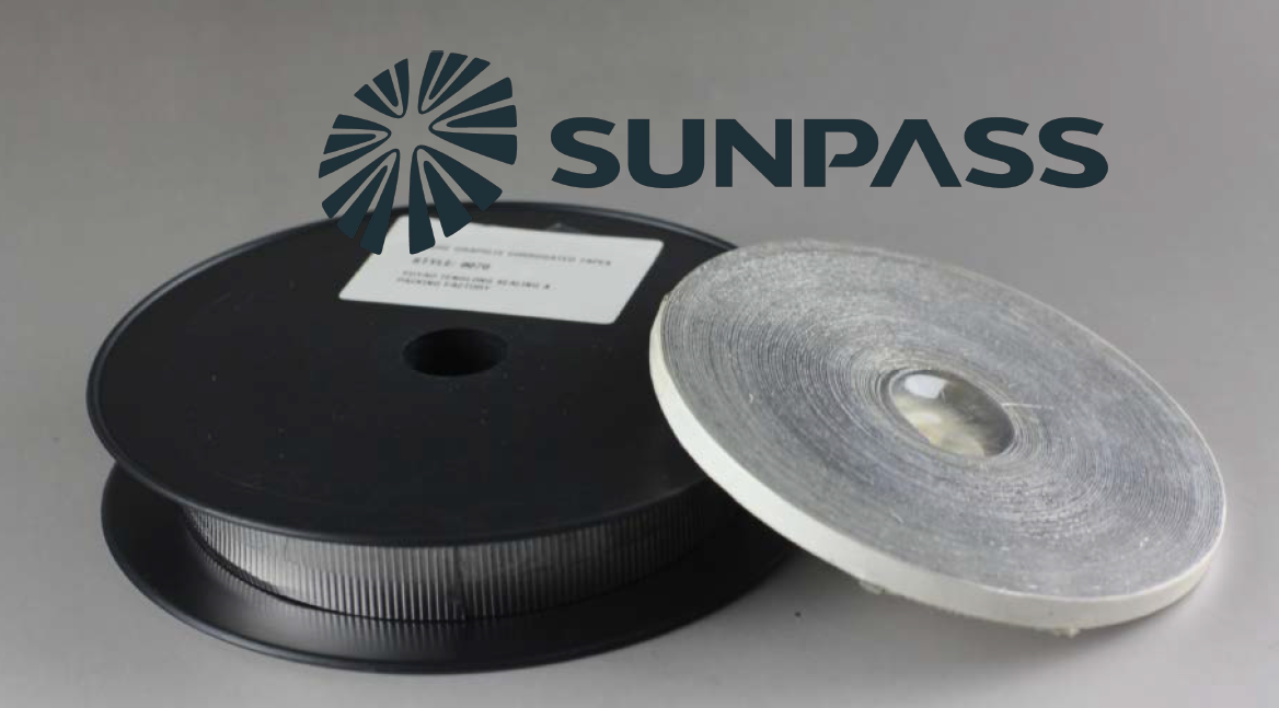 The UAE customer ordered 1300KGS graphite corrugated tape adhesive with excellent chemical resistance and adhesive on one side as ring gasket belt for container, high temperature and high pressure From Top Sealing.