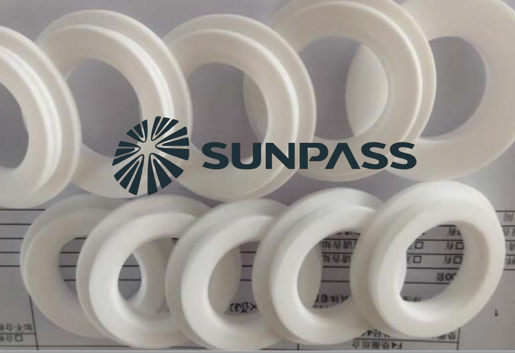 The Indonesia customer ordered 1000KGS outstanding chemical resistance and non-contaminating and odourless Pure PTFE gasket are used in equipment in petrochemical industry and medical instruments From Top Sealing.