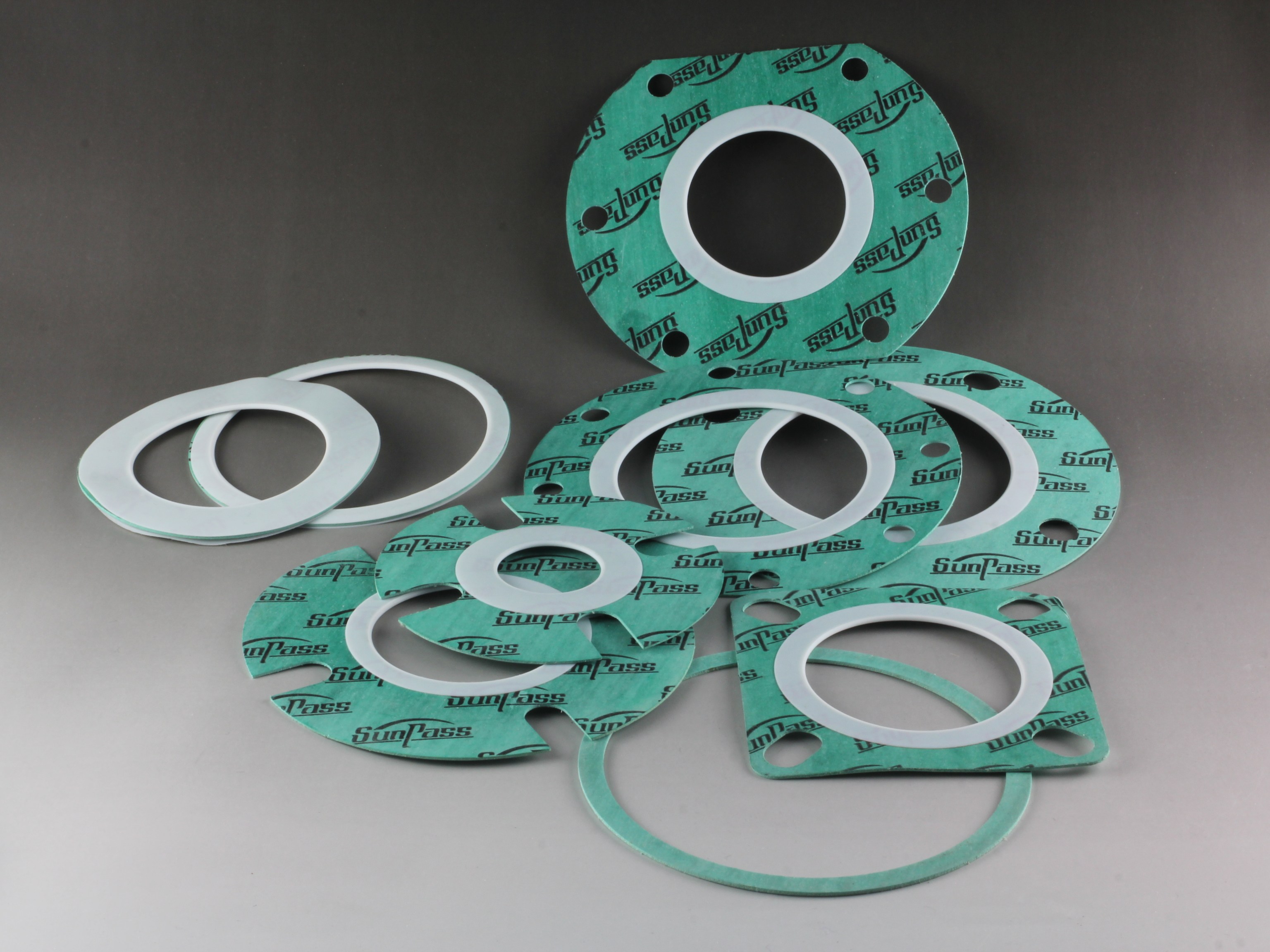 Uses and Advantages of SUNPASS Flange CNAF/PTFE Gasket